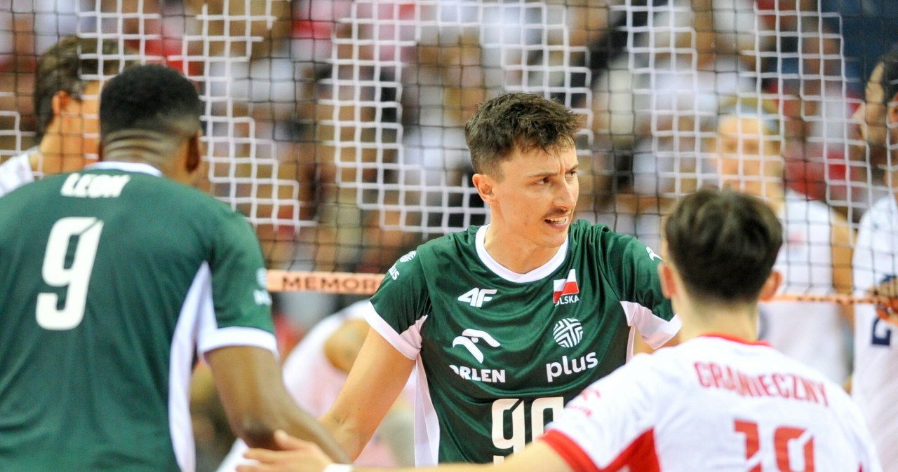 Rewanż z finału Ligi Narodów, 25:15 w drugim secie. Kadra Grbicia ruszyła