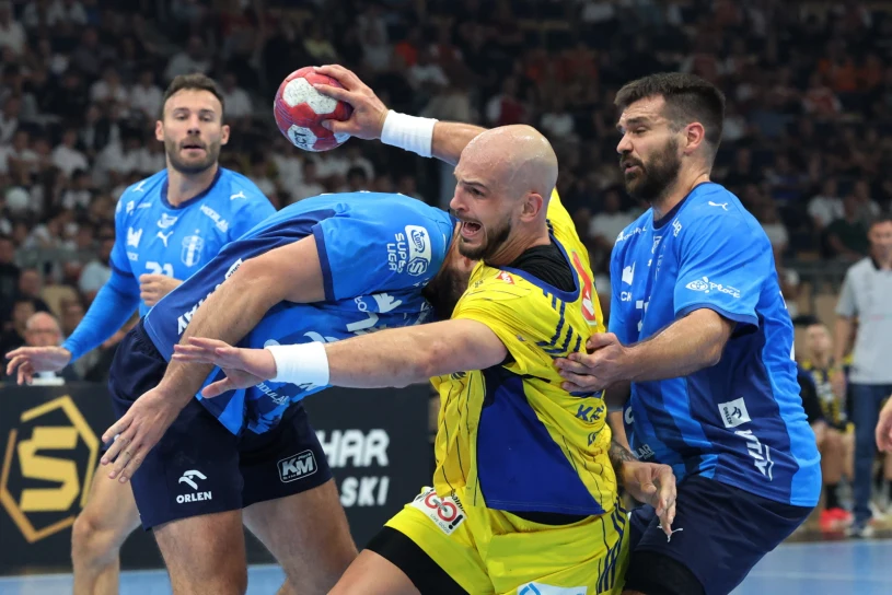 Orlen Wisła Płock wygrywa Superpuchar Polski 27:24 z Industrią Kielce