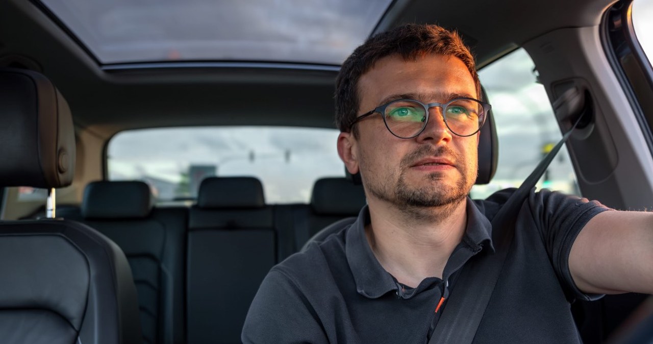 Masz okulary, a i tak możesz stracić prawo jazdy. Decyduje kod