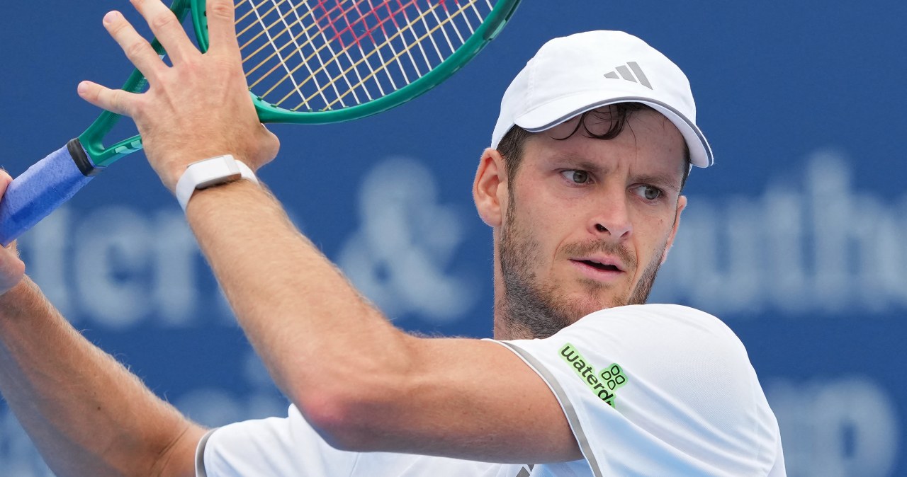 Hurkacz szukał odpowiedzi na dwa słabe sety. Trzy godziny walki na US Open