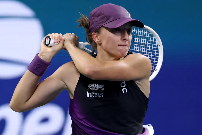 Świątek walczyła z Chinką o 2. rundę US Open. Dwusetowa batalia Polki