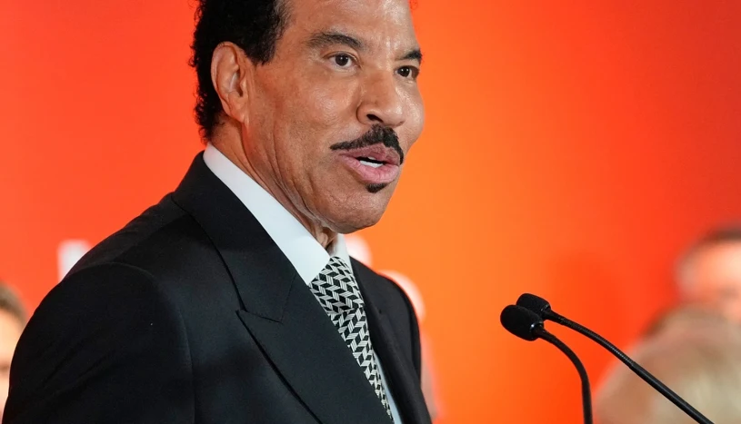 Lionel Richie trafił do szpitala. Nagle zasłabł na koncercie