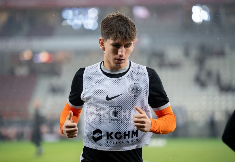 Młody Polak blisko giganta, nagła zmiana decyzji Niemców. Nici z transferu