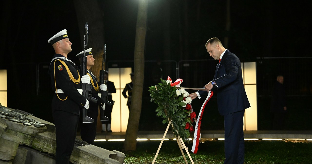 Prezydent żąda reparacji na zbrojenia. Chce uniknąć "zachodnich kredytów"