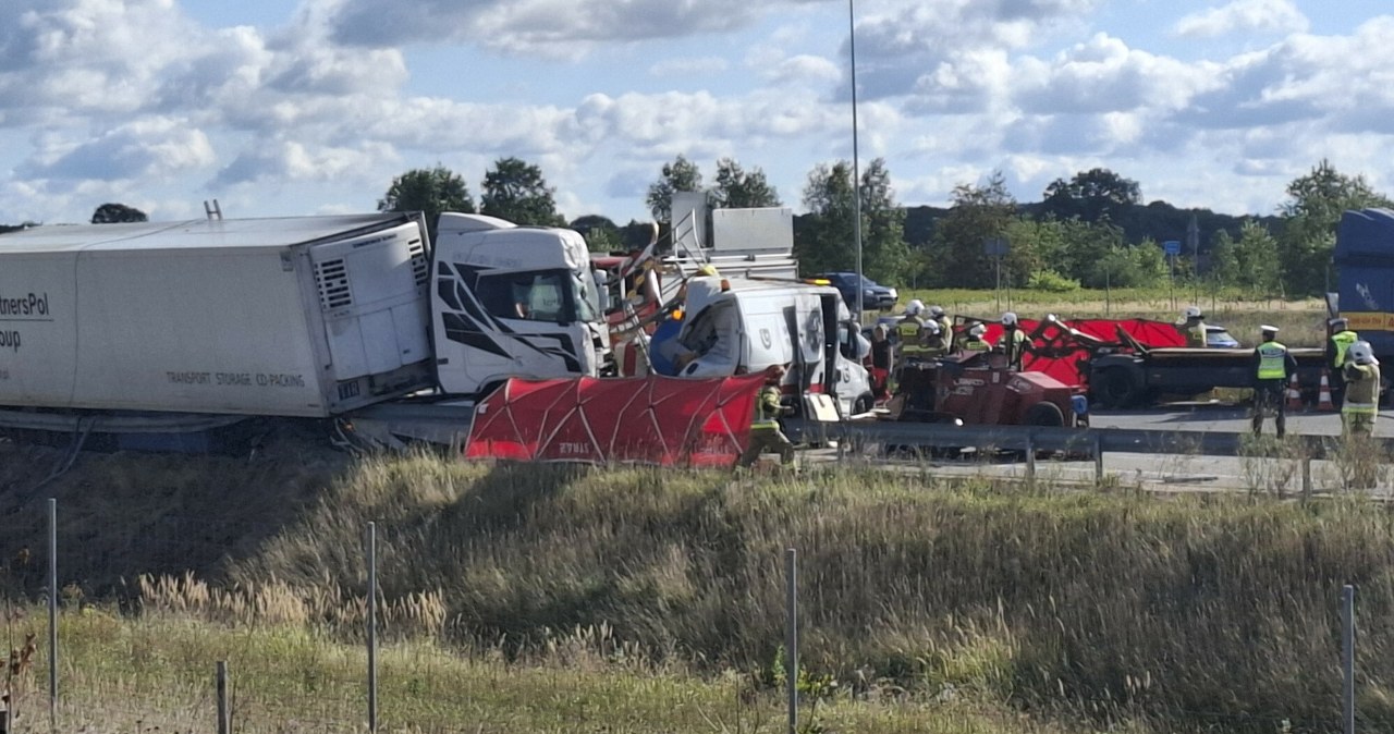 Wypadek na A1. Nieoficjalne doniesienia po tragedii. „Nie ma śladów” Wypadek na A1. Nieoficjalne doniesienia po tragedii. „Nie ma śladów”