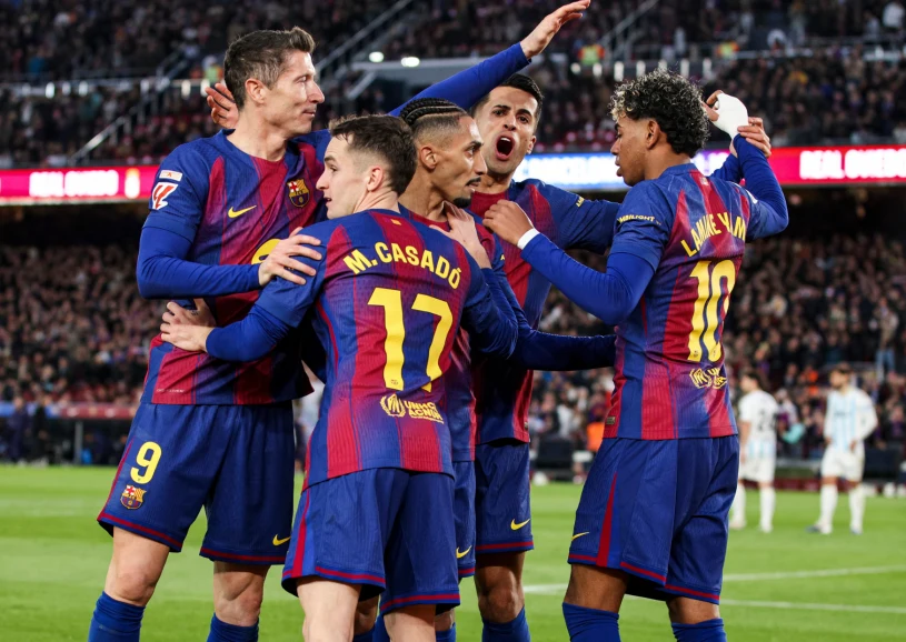 Barcelona ogłasza wypożyczenie. Jest podpis. Gwiazdy zagrają z Polakiem