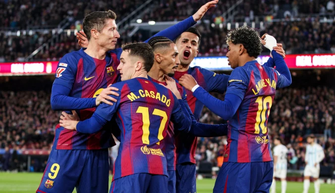 Barcelona ogłasza wypożyczenie. Jest podpis. Gwiazdy zagrają z Polakiem