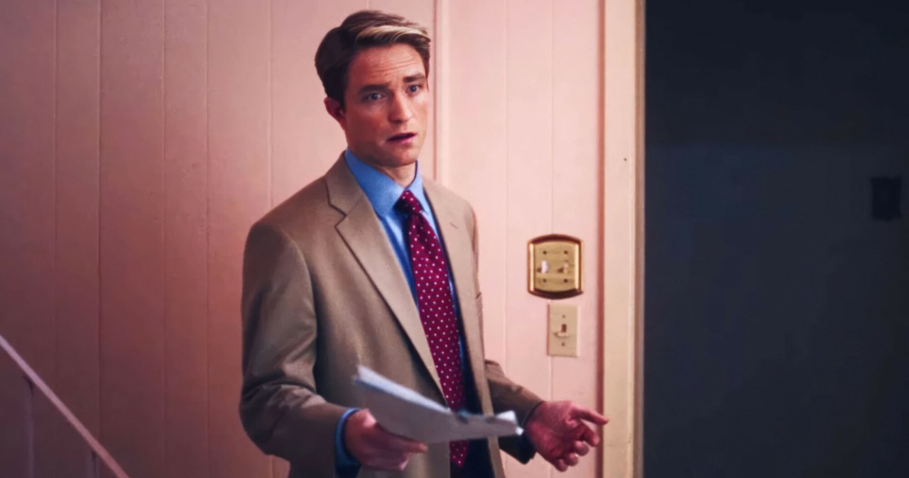 "Primetime". Robert Pattinson nie podołał roli dziennikarza bez skrupułów