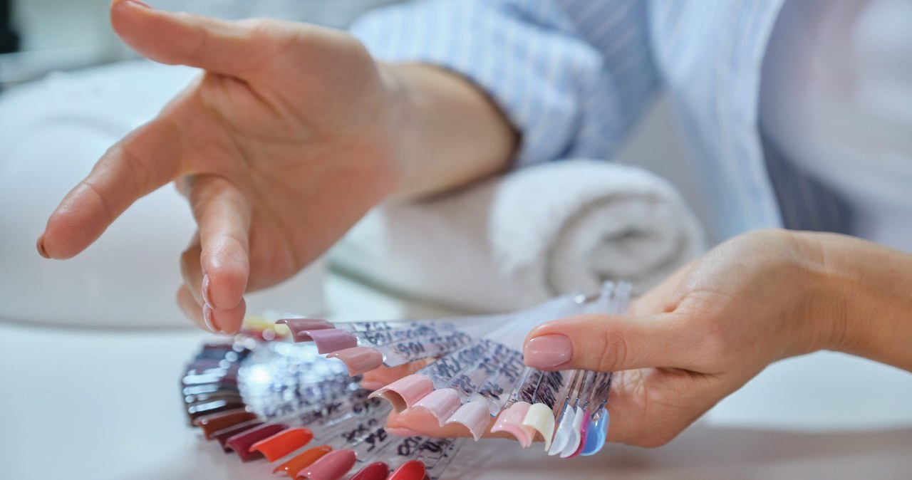 Nie brąz i nie bordo. Taki manicure będzie najmodniejszy tej jesieni