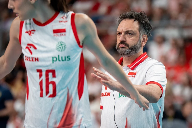 Stefano Lavarini nagle przerwał wywiad. Wszystko się nagrało