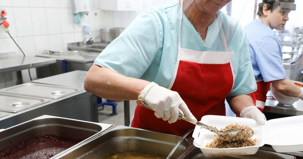 Nowe zasady w restauracjach. Kary sięgną 50 tys. zł. Wciąż sporo pytań