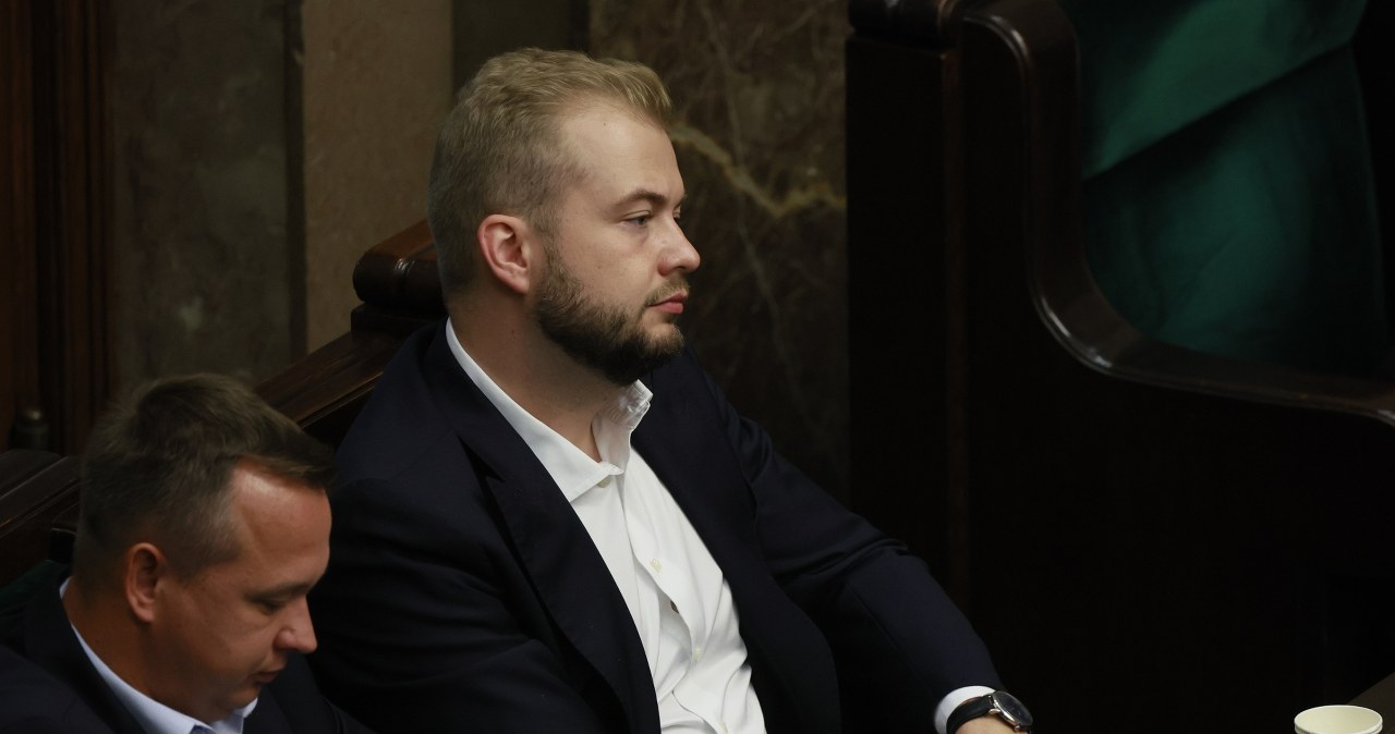 Moskal tłumaczy wyjazd na Ibizę. "Ociepa chyba się pomylił"