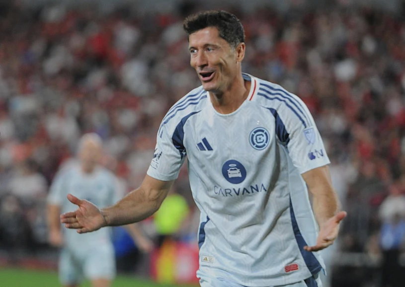 Osiem goli w meczu Lewandowskiego. Amerykanie ogłosili nagłą zmianę