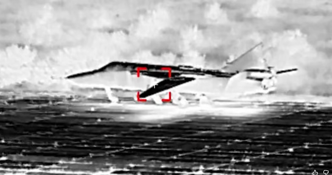 Ukraiński wywiad wojskowy zaatakował rosyjski samolot Su-24M na Krymie