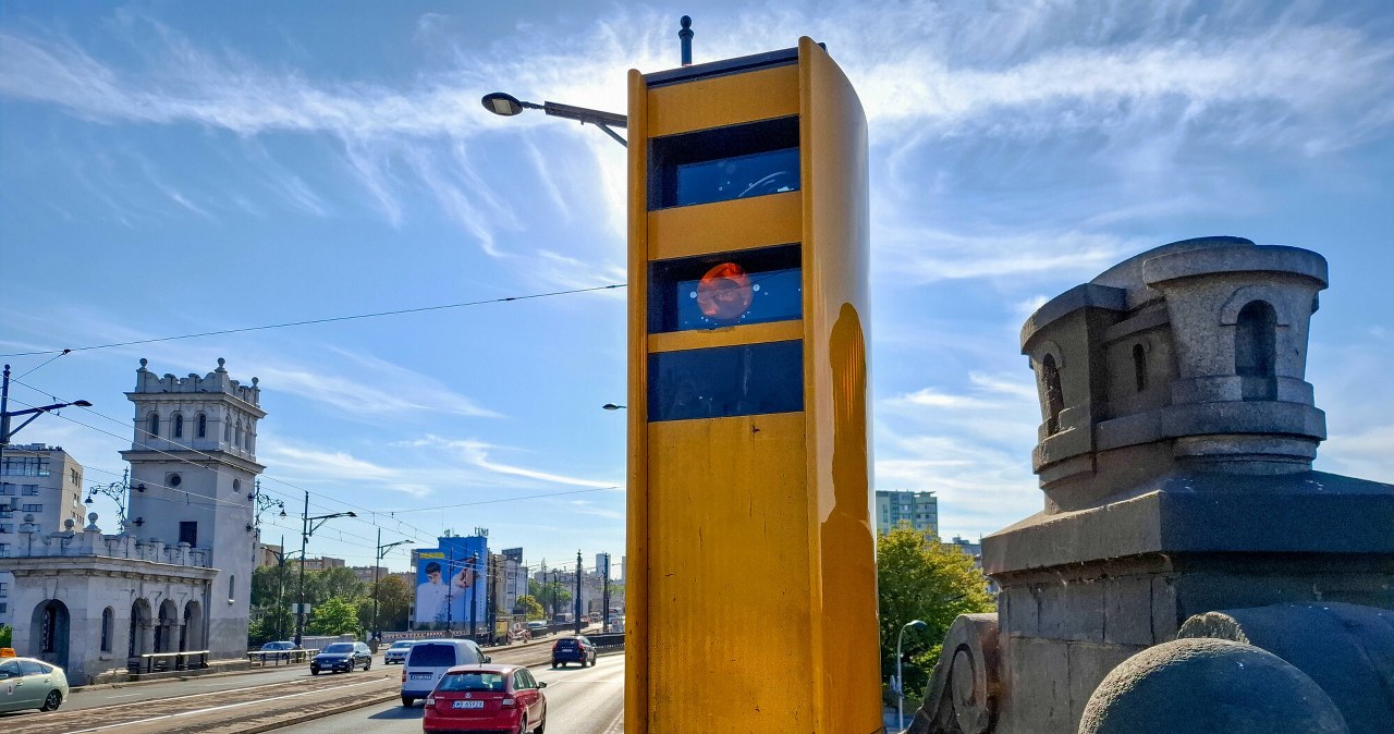 Fotoradar a brak pasów. Czy przyjdzie zdjęcie i mandat?