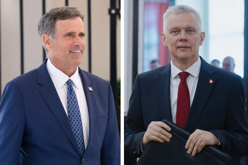 Członek rządu spotkał się z szefem CIA. "Przekazałem premierowi Tuskowi"
