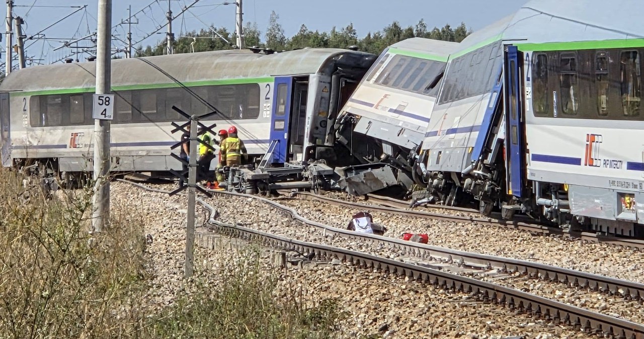 Sokolniki Suche. Wykolejenie pociągu. Doszło do zderzenia z ciężarówką