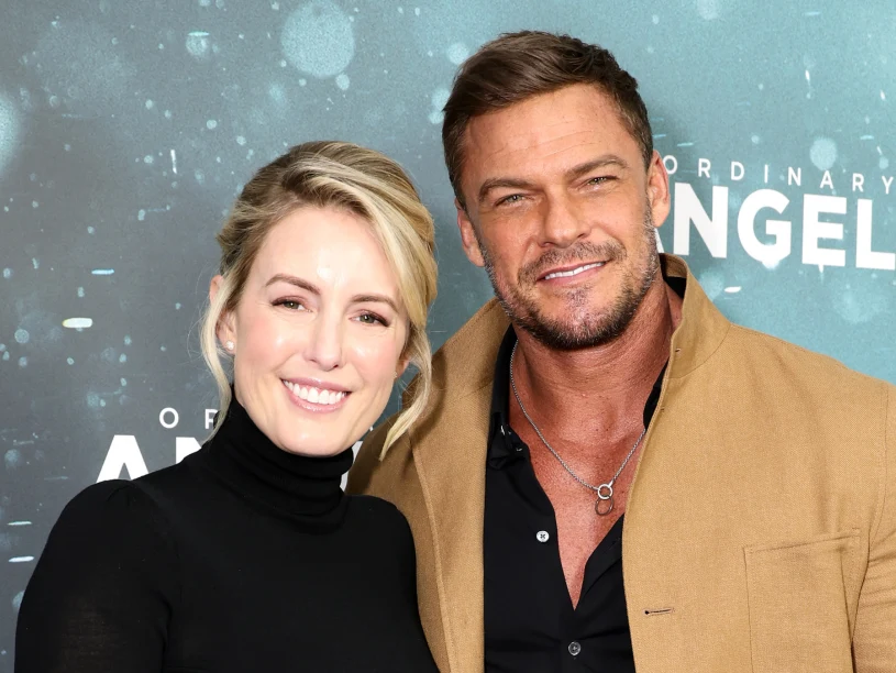 Alan Ritchson, gwiazdor "Reachera", rozwodzi się z żoną. Byli razem 20 lat