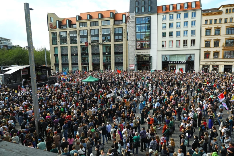 Dziesiątki tysięcy Niemców wyszły na ulice. "Ani kroku wstecz"