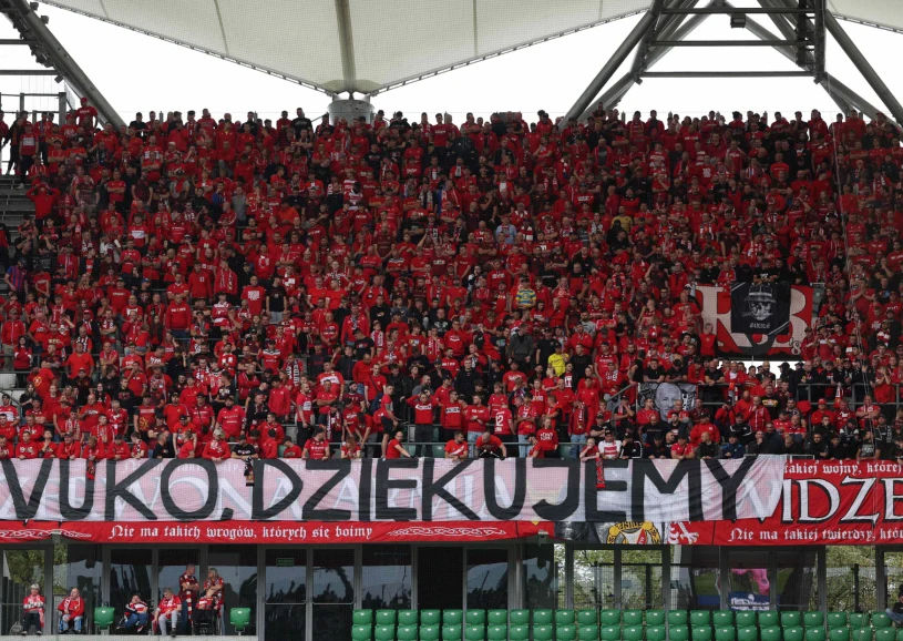 Niecodzienne sceny po meczu Legii. Tak zachowali się kibice Widzewa