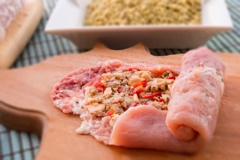 Wyglądają jak z restauracji, a są smaczniejsze. Przetestuj roladki schabowe