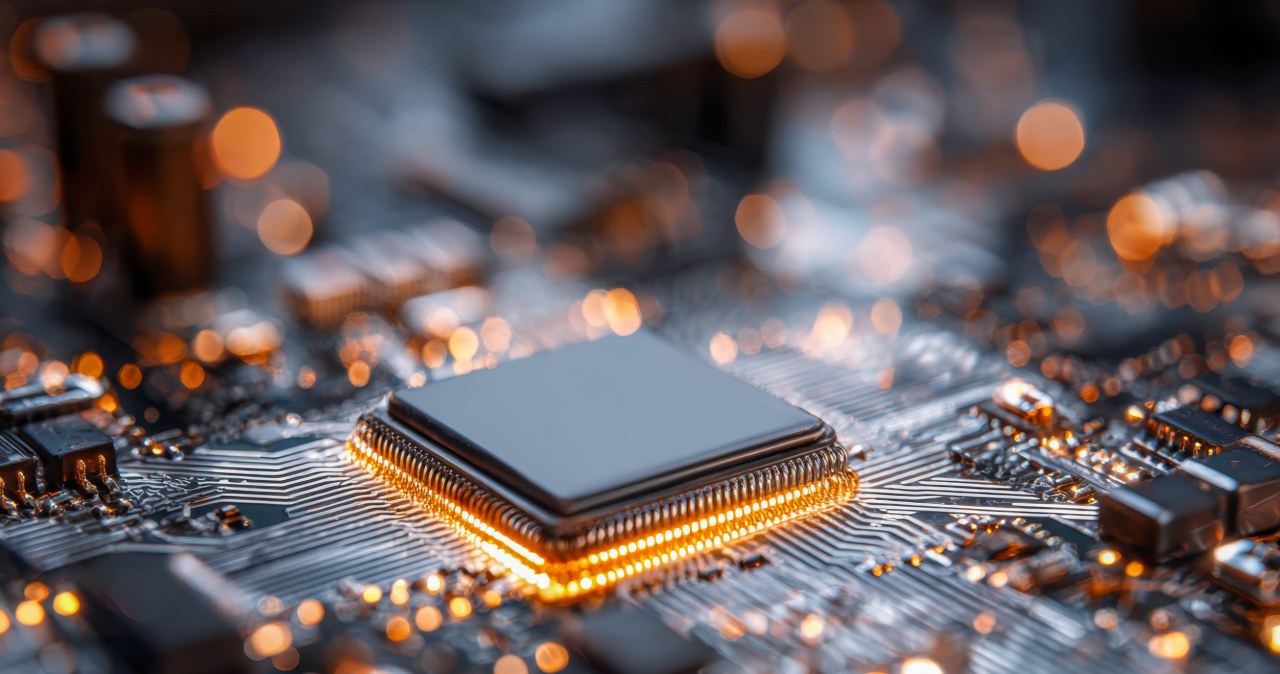 DARPA wydaje miliony dolarów i uczyni chipy 100 razy oszczędniejszymi