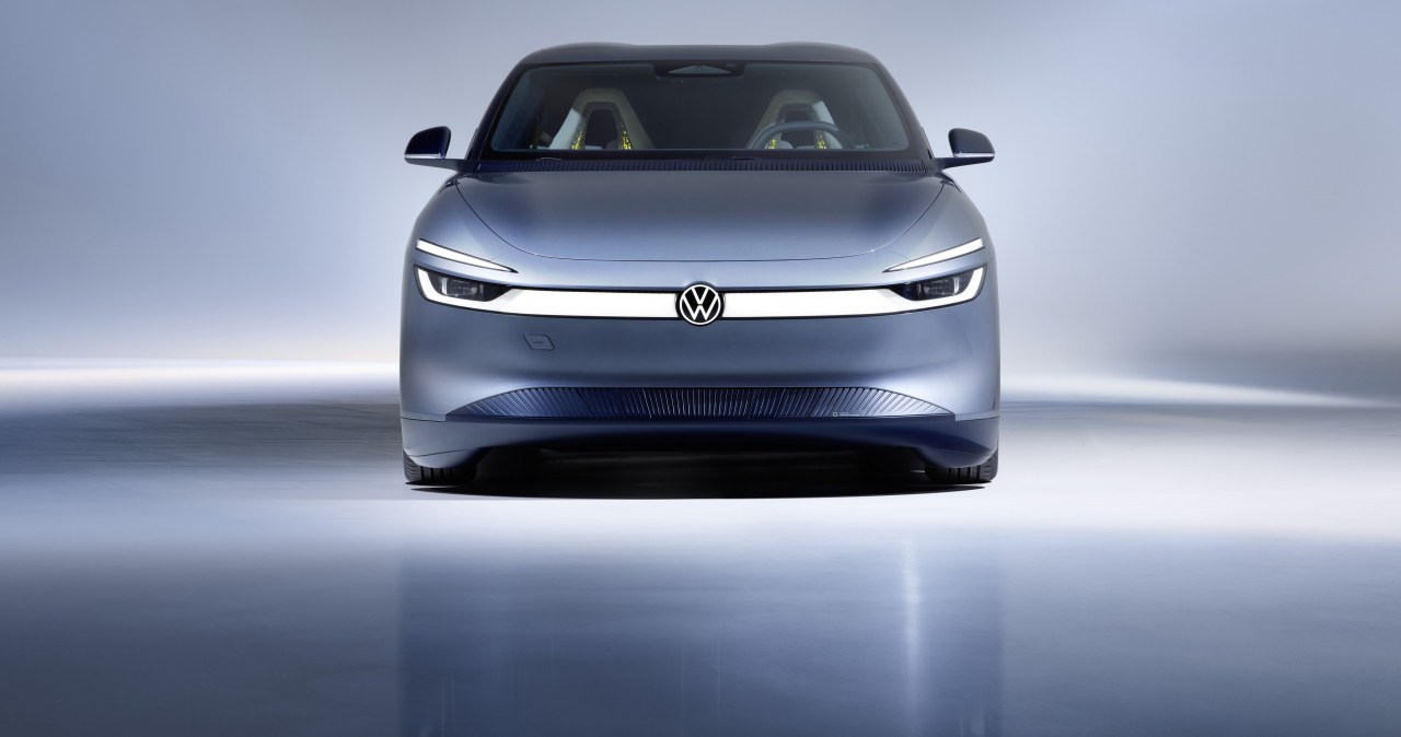 Elektryczny Volkswagen przejechał 1278 km. Miał seryjny silnik i baterię