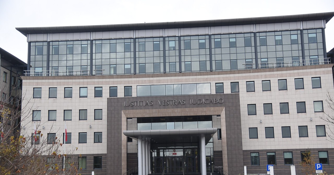 Białystok. Oskarżony o szpiegostwo nie pojawił się w sądzie, nowy termin rozprawy Białystok. Oskarżony o szpiegostwo nie pojawił się w sądzie, nowy termin rozprawy