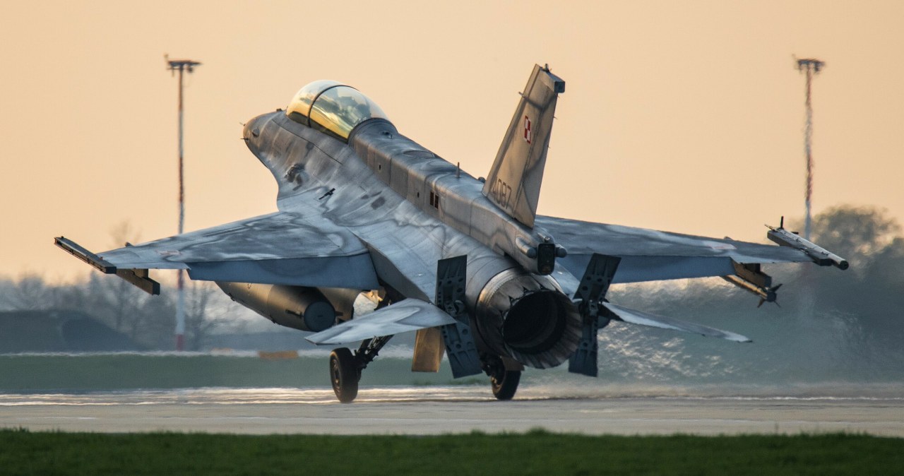 Dron rozbił się przy polskiej granicy. Armia potwierdza