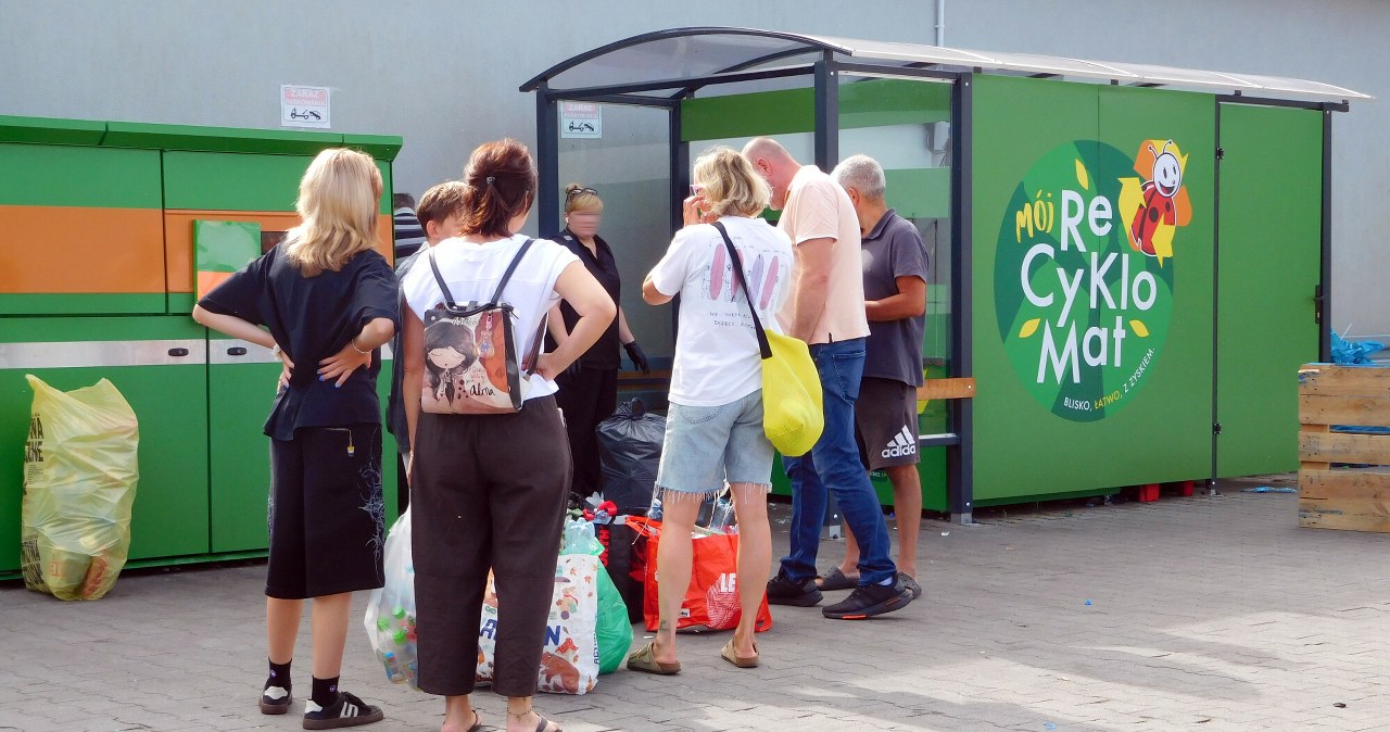 System kaucyjny z dużym ułatwieniem. Biedronka zmieni zasady od 21 września System kaucyjny z dużym ułatwieniem. Biedronka zmieni zasady od 21 września