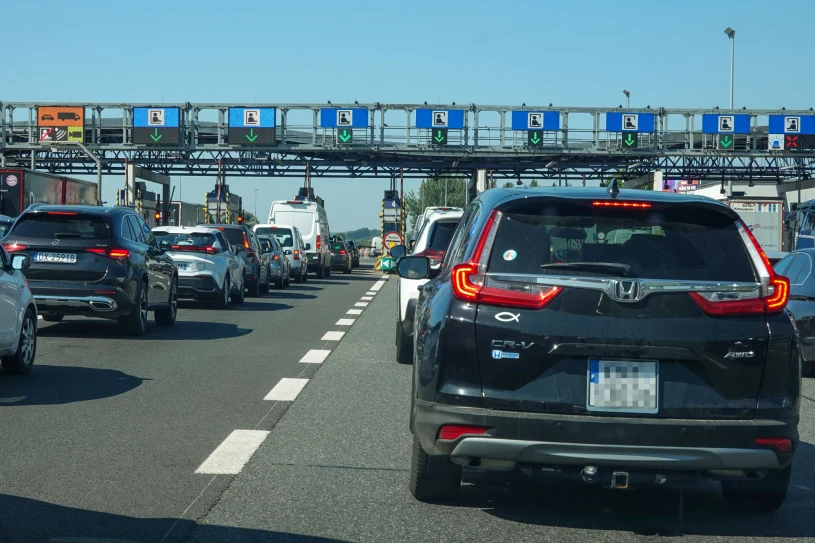 Koniec opłat na A4. Po tej dacie w kieszeni kierowców zostanie 36 zł