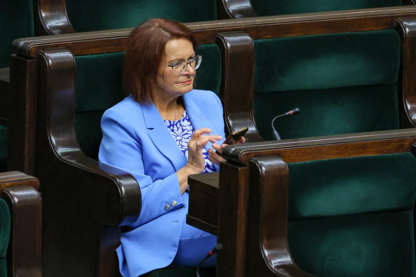 Posłanka PiS z oświadczeniem po ważnym głosowaniu. "Oddałam przez pomyłkę"