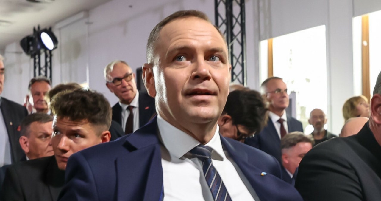 Piłkarski prezent dla Nawrockiego. Prezes ujawnia i nie kryje zaskoczenia