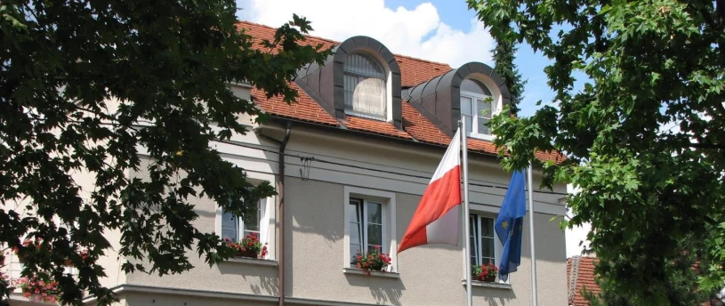Incydent przy ambasadzie w Słowenii. Pracownik MSZ wypadł z okna