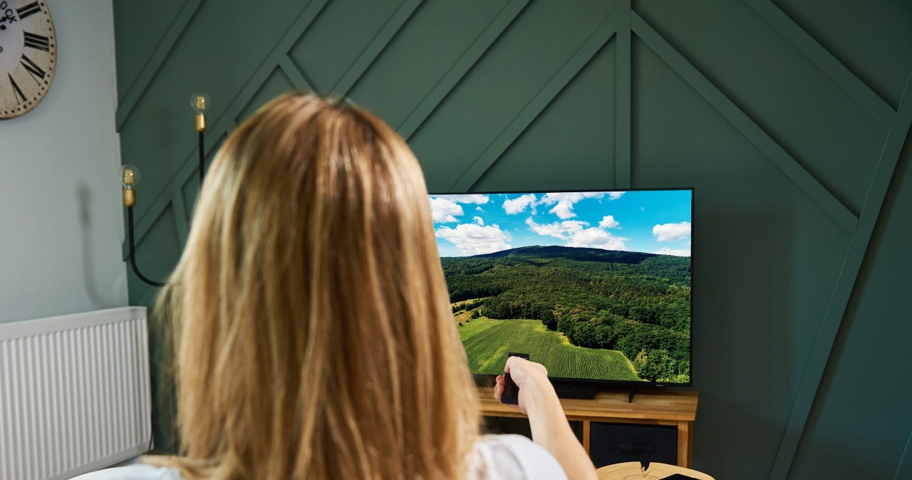 Wyłączasz telewizor z gniazdka? Uważaj, bo możesz zniszczyć ekran