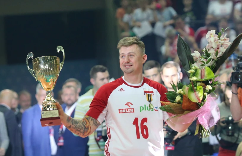 Ignaczak znów w akcji. Legenda siatkówki podpisała kontrakt!