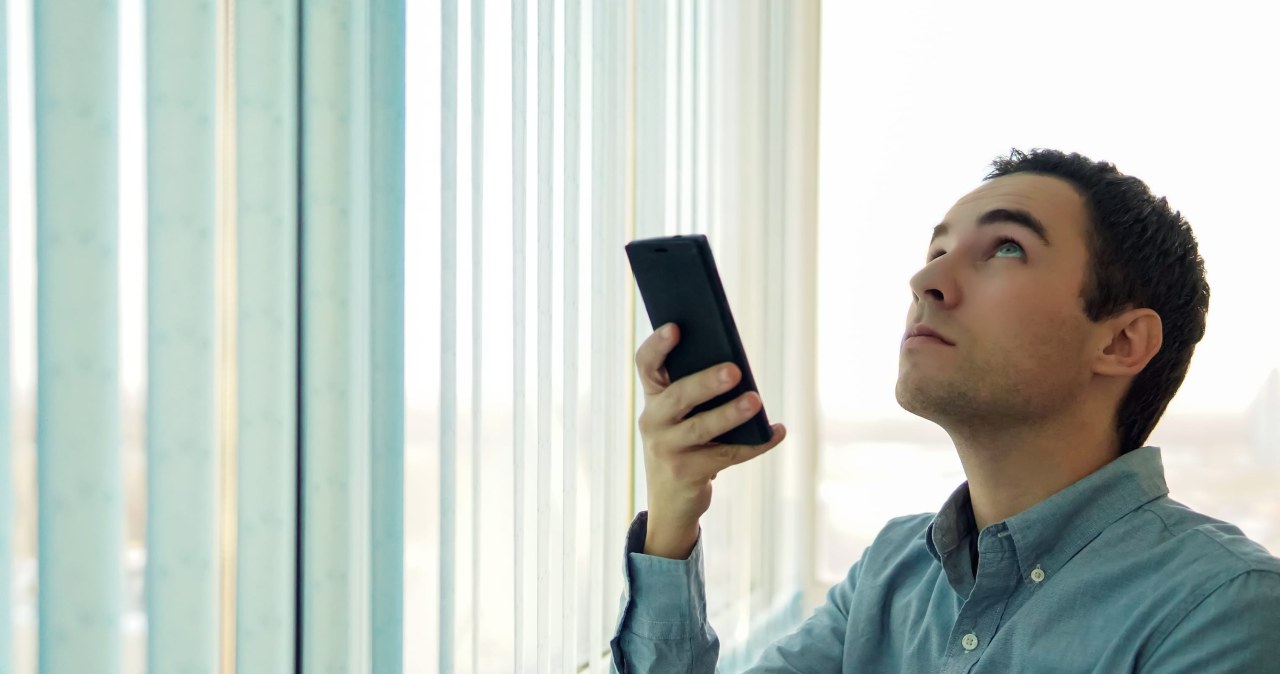 Dlaczego telefon traci zasięg w domu? Oto możliwe powody