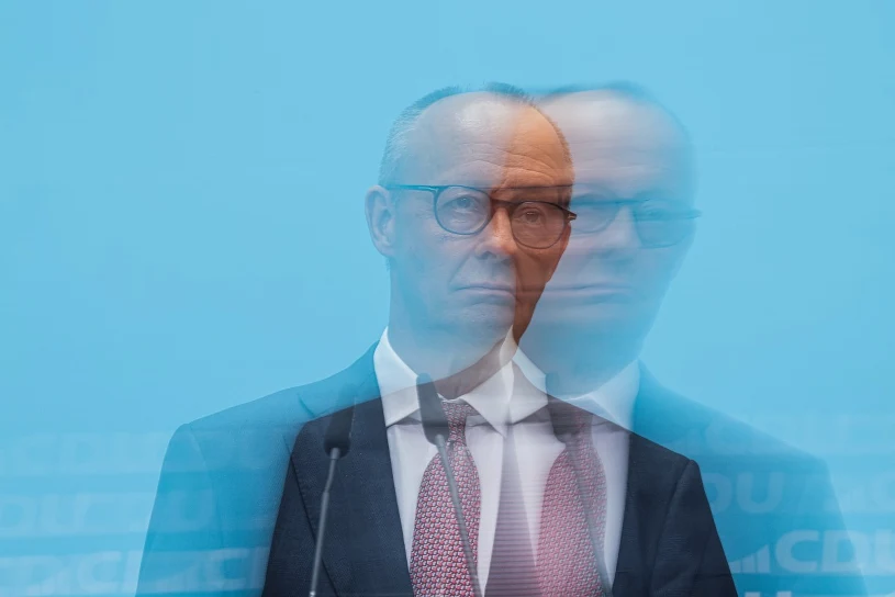 Skompromitował się w wyborach, teraz chce zawrócić kijem rzekę