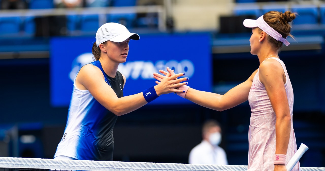 Zatrzymała Świątek i wygrała. Długa przerwa Rosjanki, Sabalenka reaguje