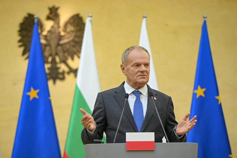 Przejścia graniczne ewakuowane, stacja w płomieniach. Wymowne słowa Tuska