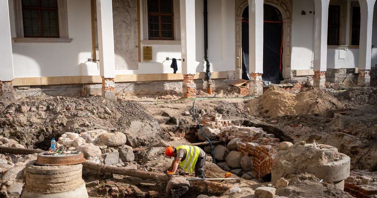 Skarby pod Zamkiem Książąt Pomorskich. Znaleziono relikty średniowiecza