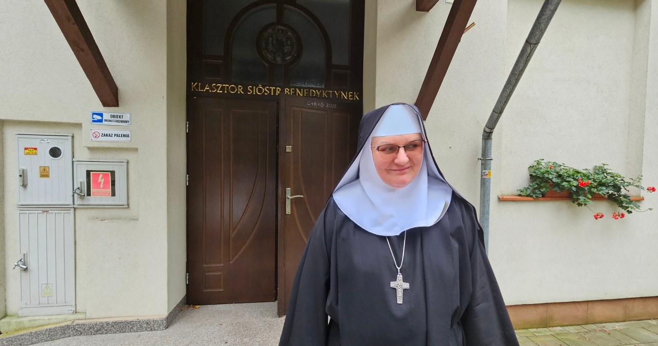 Atak nożownika w opactwie w Jarosławiu. Nie żyje ksiądz, ranni duchowni i świeccy Atak nożownika w opactwie w Jarosławiu. Nie żyje ksiądz, ranni duchowni i świeccy