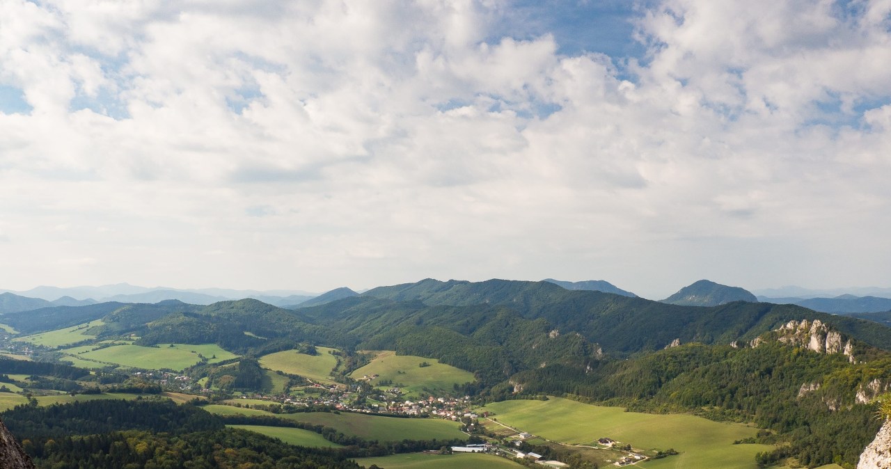 Wygląda jak Dolomity, a leży znacznie bliżej. Jesienią szlak tonie w kolorach