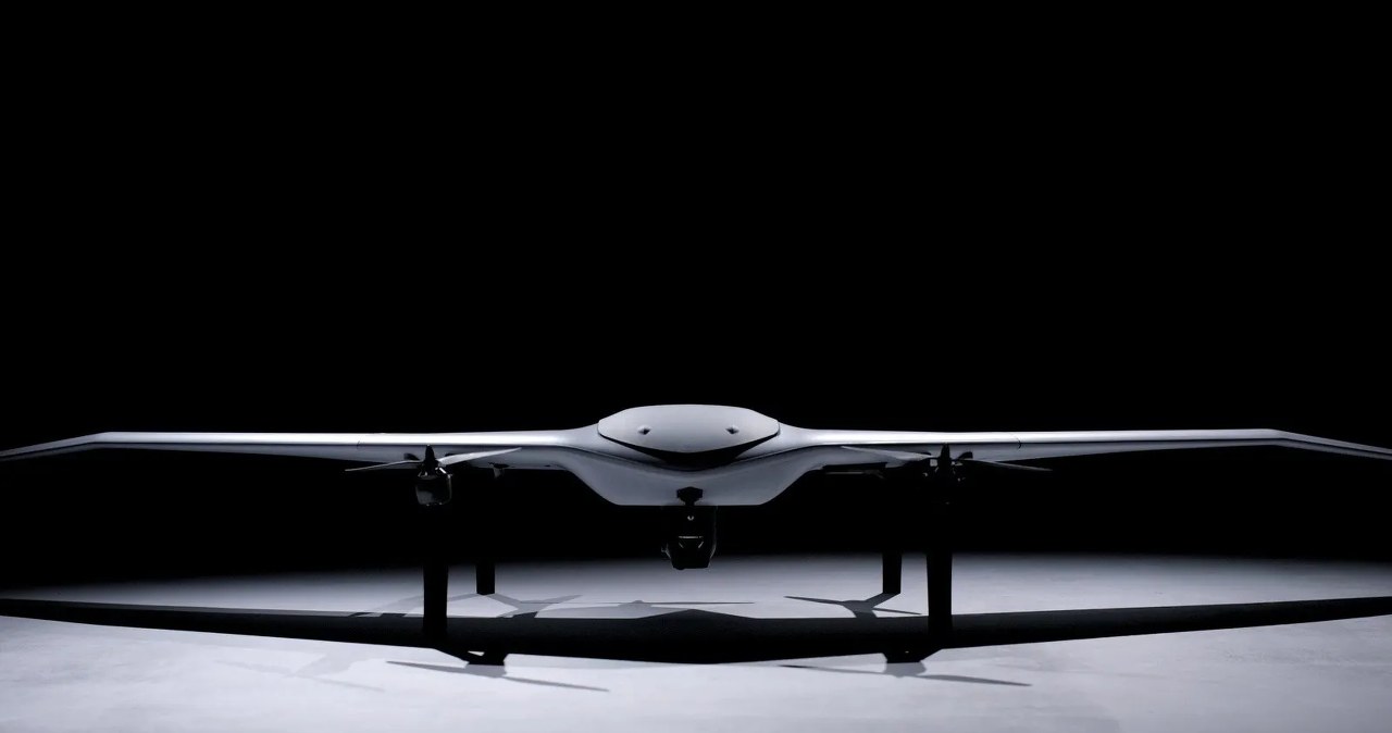 Nowy dron spędzi 8 godzin w powietrzu i przeleci choćby 480 km