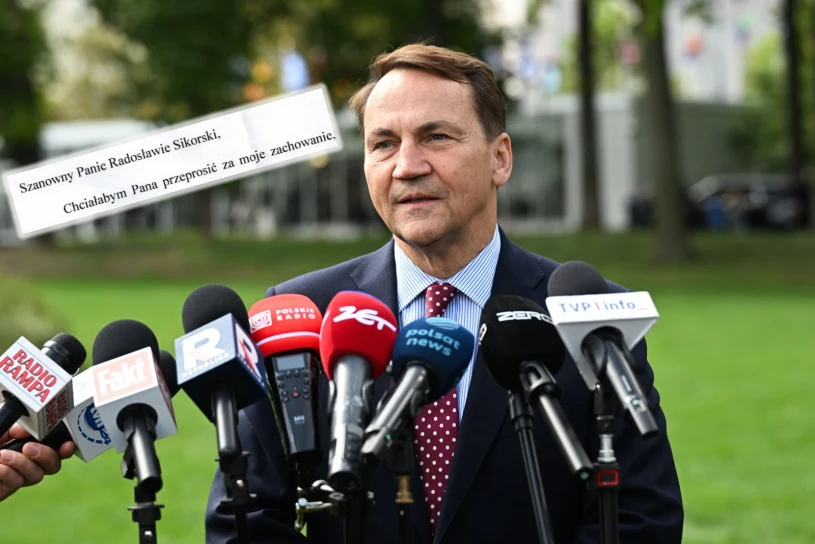 Sikorski pokazał list. "Bardzo żałuję tego, co zrobiłam"
