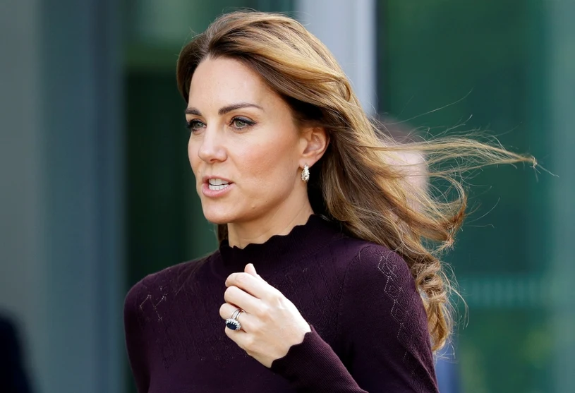 Śliwkowy to kolor jesieni 2026. Kate Middleton daje modną wskazówkę