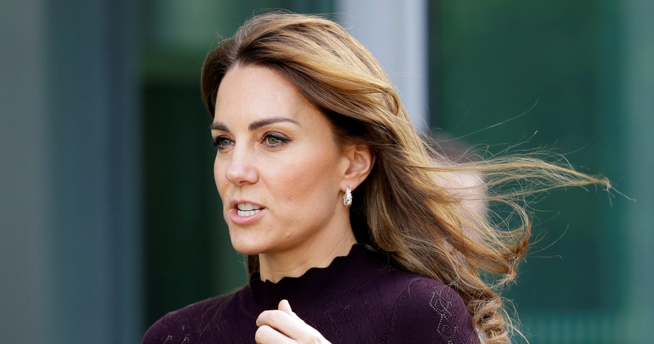 Śliwkowy to kolor jesieni 2026. Kate Middleton daje modną wskazówkę