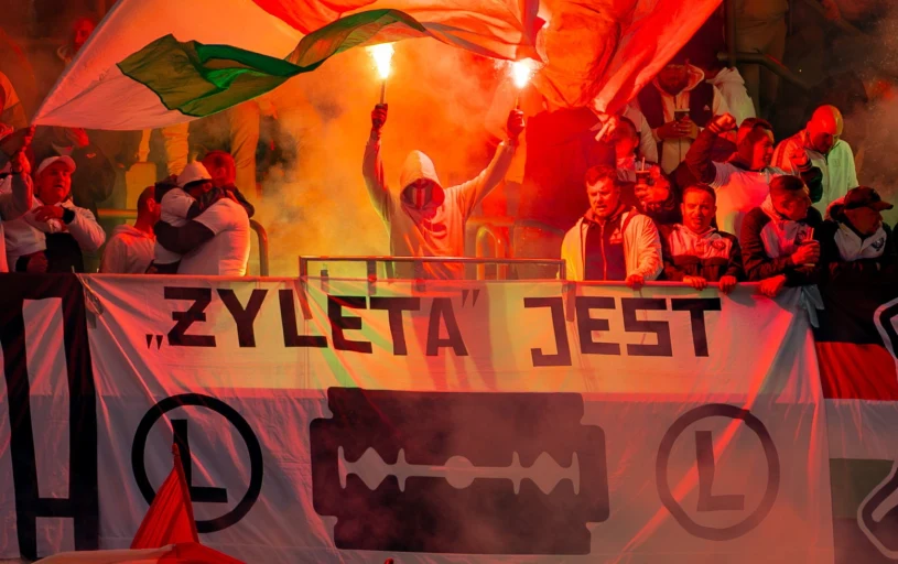 Kibice Wisły nie pojadą do stolicy. Legia zamyka sektor gości. Bezterminowo