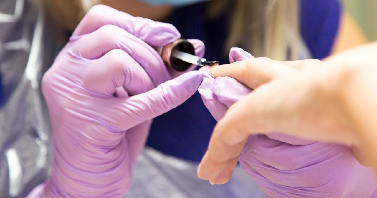 Najpiękniejszy manicure na jesień. Klientki proszą tylko o ten kolor