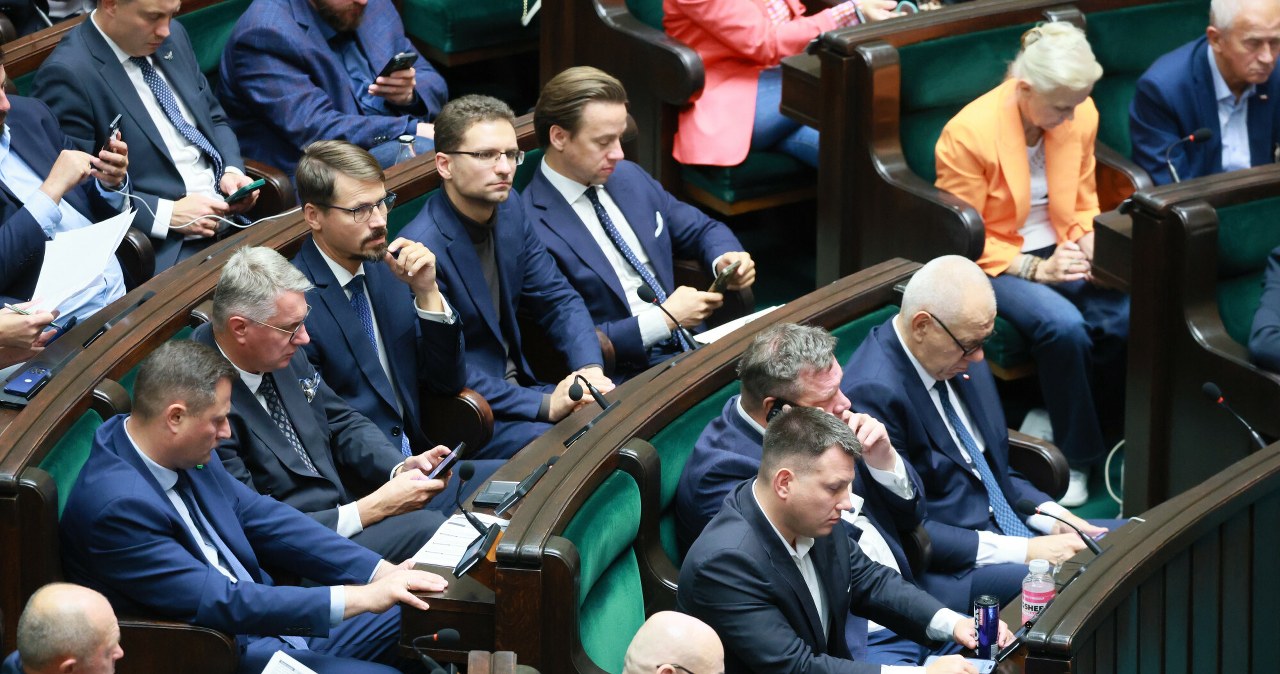 Nowa ulga dla pracujących emerytów. Konfederacja z propozycją zmiany